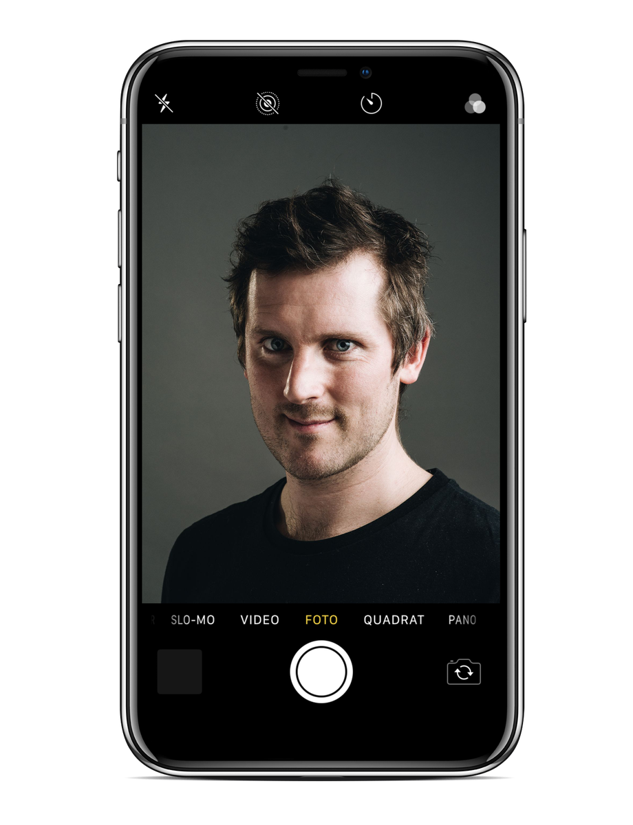 portrait_mock.png